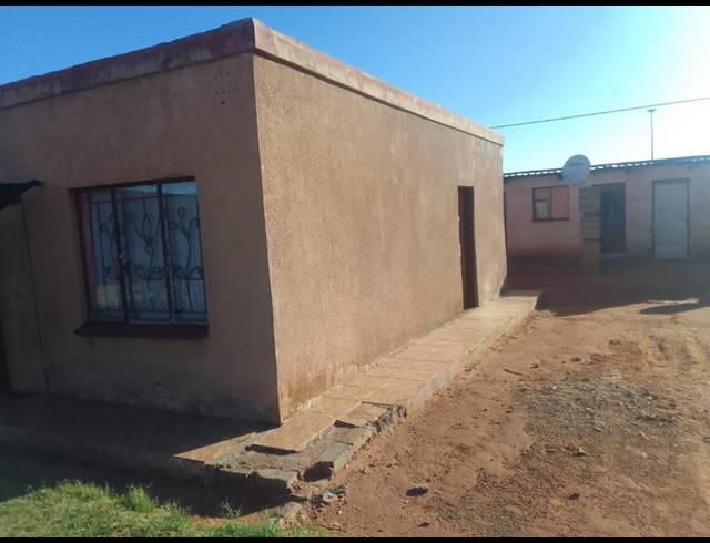 2 BEDROOM HOUSE FOR SALE IN ZAMDELA